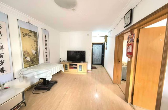 府前东街小区2室1厅61.13㎡122万二手房图片