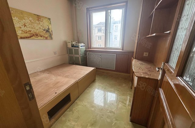 名贵山庄青年公寓2室1厅60.15㎡60万二手房图片