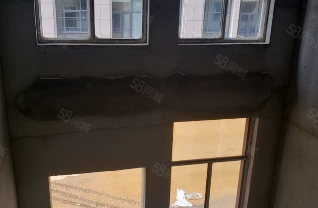 盛世天湖5室2厅3卫