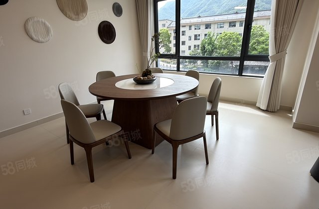悠渡画溪山居小区4室3厅172㎡190万二手房图片