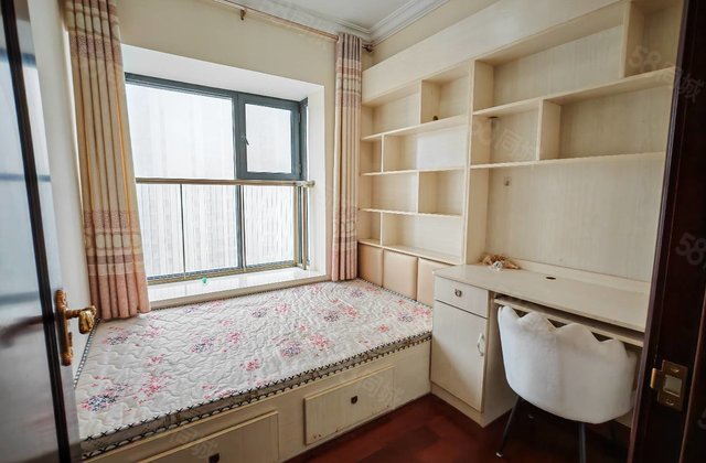 文轩！二实验！恒大名都！带车位！精装修