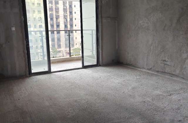 红都文锦苑3室2厅131.73㎡62.8万二手房图片