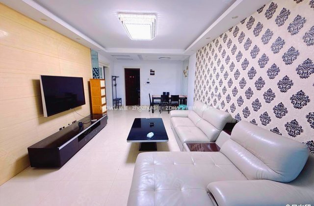 卢浮公馆3室2厅117㎡136.5万二手房图片