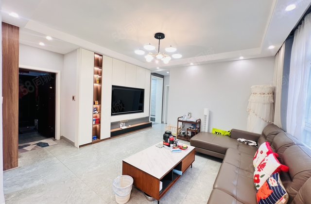 单价4开头 还是精装三室43. 9万 东昌中学 大众日报社