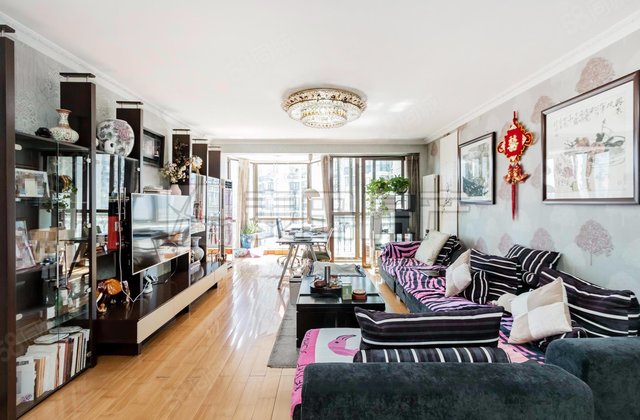 珠江帝景(B区)3室2厅156.12㎡1260万二手房图片