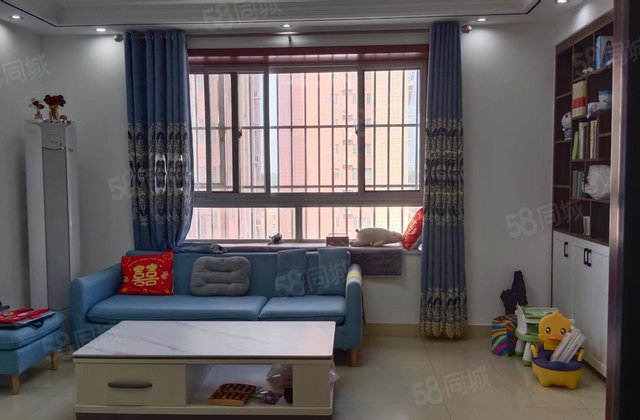 急售 香江旁 天汇明珠  三室电梯房西边户 免大税带储藏室