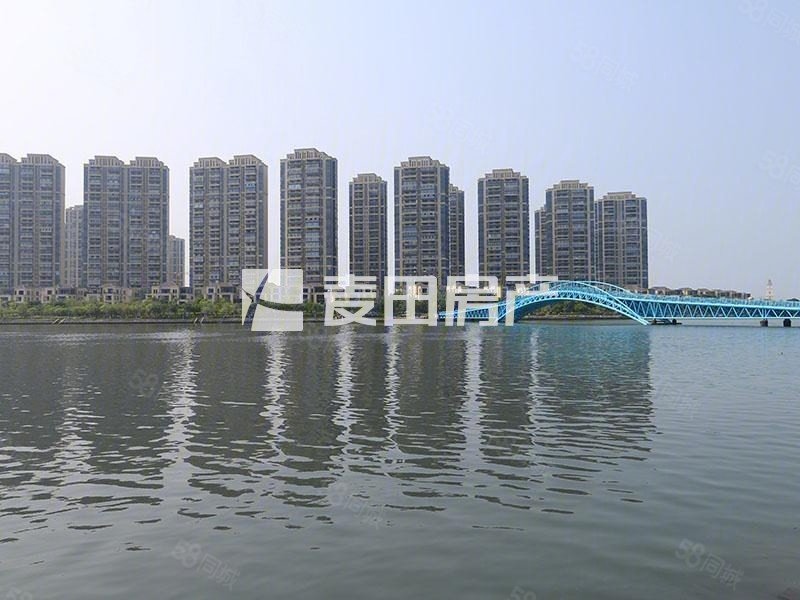 车位充足 有电梯 交通便利 医疗配套成熟 商品房,国贸天琴湾(二期公寓