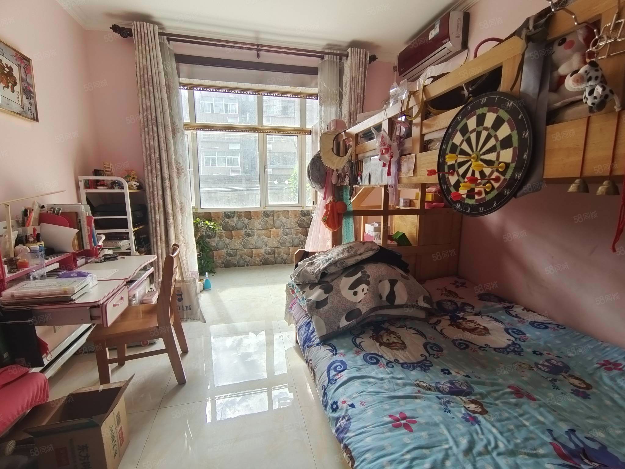 平樂(lè)街小區(qū)3室2廳1衛(wèi)98㎡南北168萬(wàn)