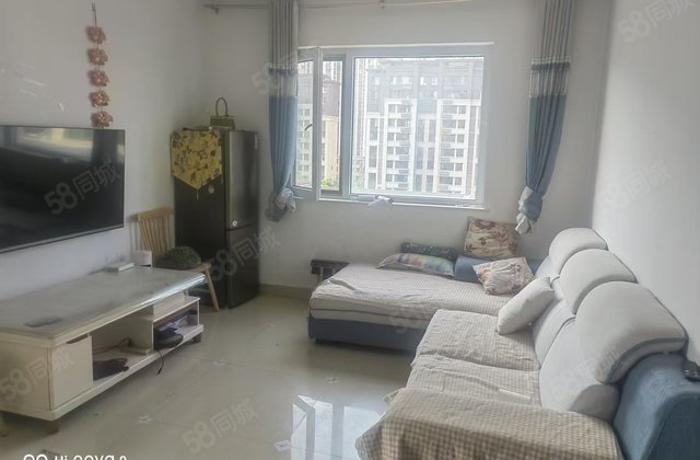 光岳路靠近区政府电梯边户三室朝阳120平60万有证可按揭