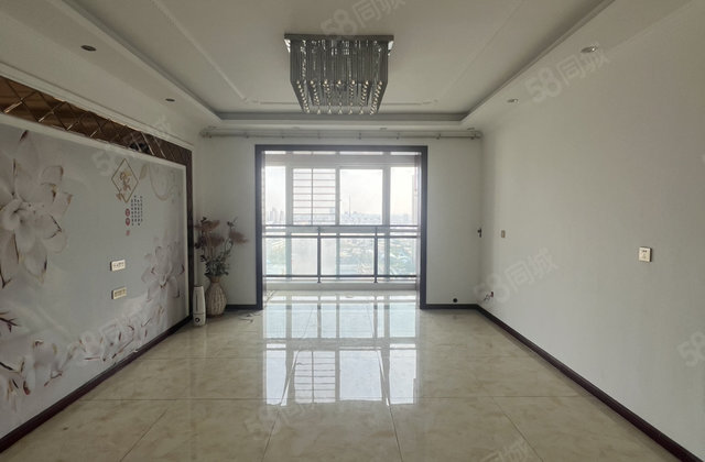 怡通蓝堡佳苑4室2厅138.3㎡69万二手房图片