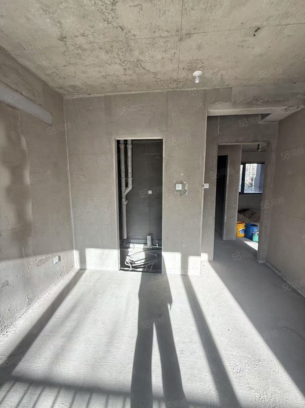 华韵锦园3室2厅2卫140㎡南北98万