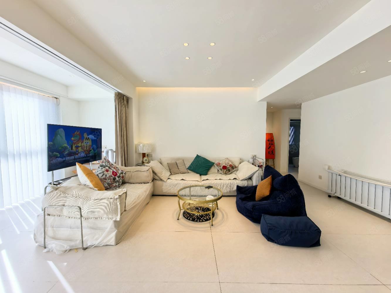 德和领秀广场4室2厅2卫140㎡南北172.8万