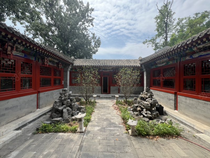 三眼井胡同小區(qū)3室5廳5衛(wèi)683㎡南北16000萬