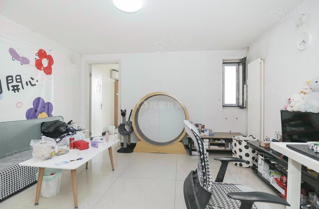 朗峰嘉園3室2廳2衛(wèi)66.2㎡東西330萬