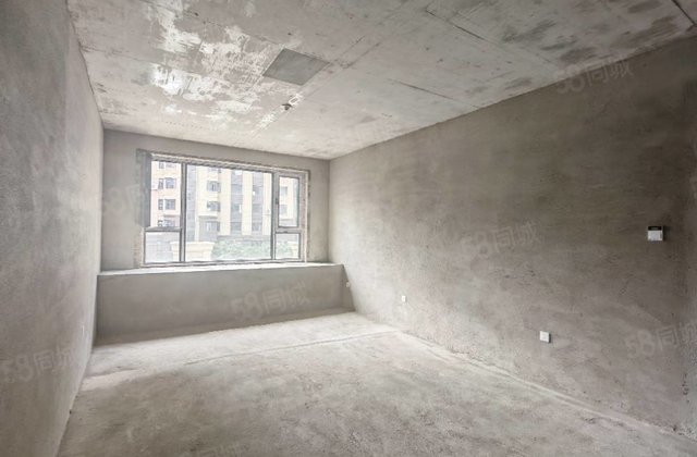 世纪峰景3室2厅2卫125㎡南北46万