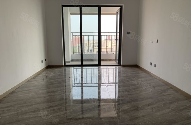 聊城一实验 学府印象 新房未住 带车位储藏室 随时可看房