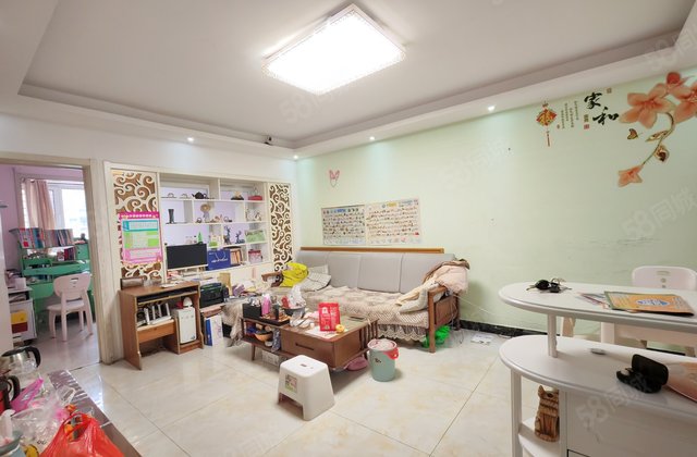 龙湾二期 文轩一中附近 小三室 小高层 一梯两户