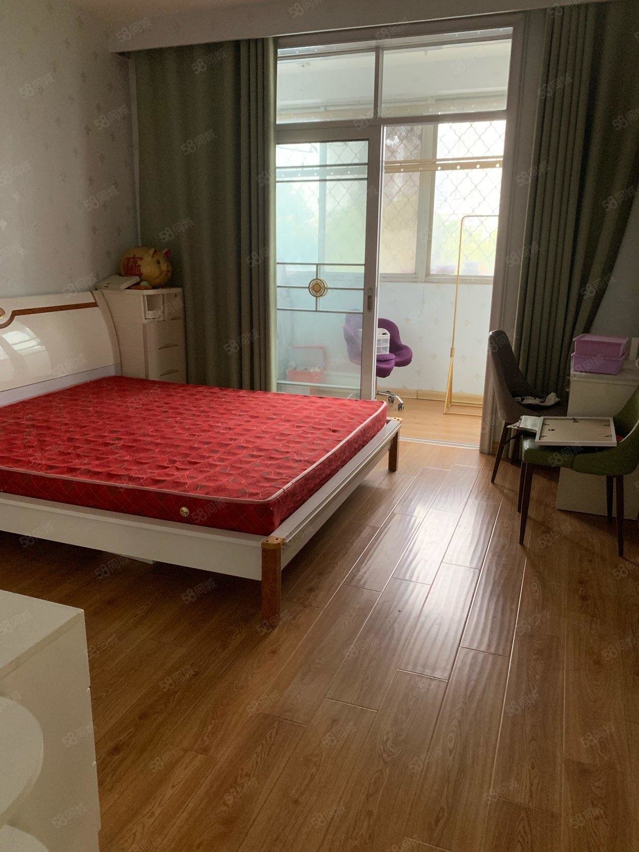 文帝街小区3室1厅1卫108㎡南37万