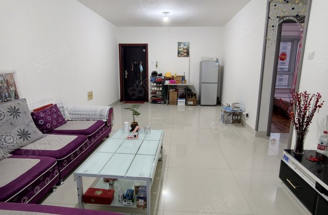 香江西江北国际93平三室二厅带储证过五年无大税