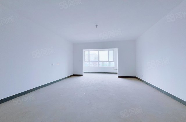 华建电梯洋房大平层，新房未住带两个车位30平地下室