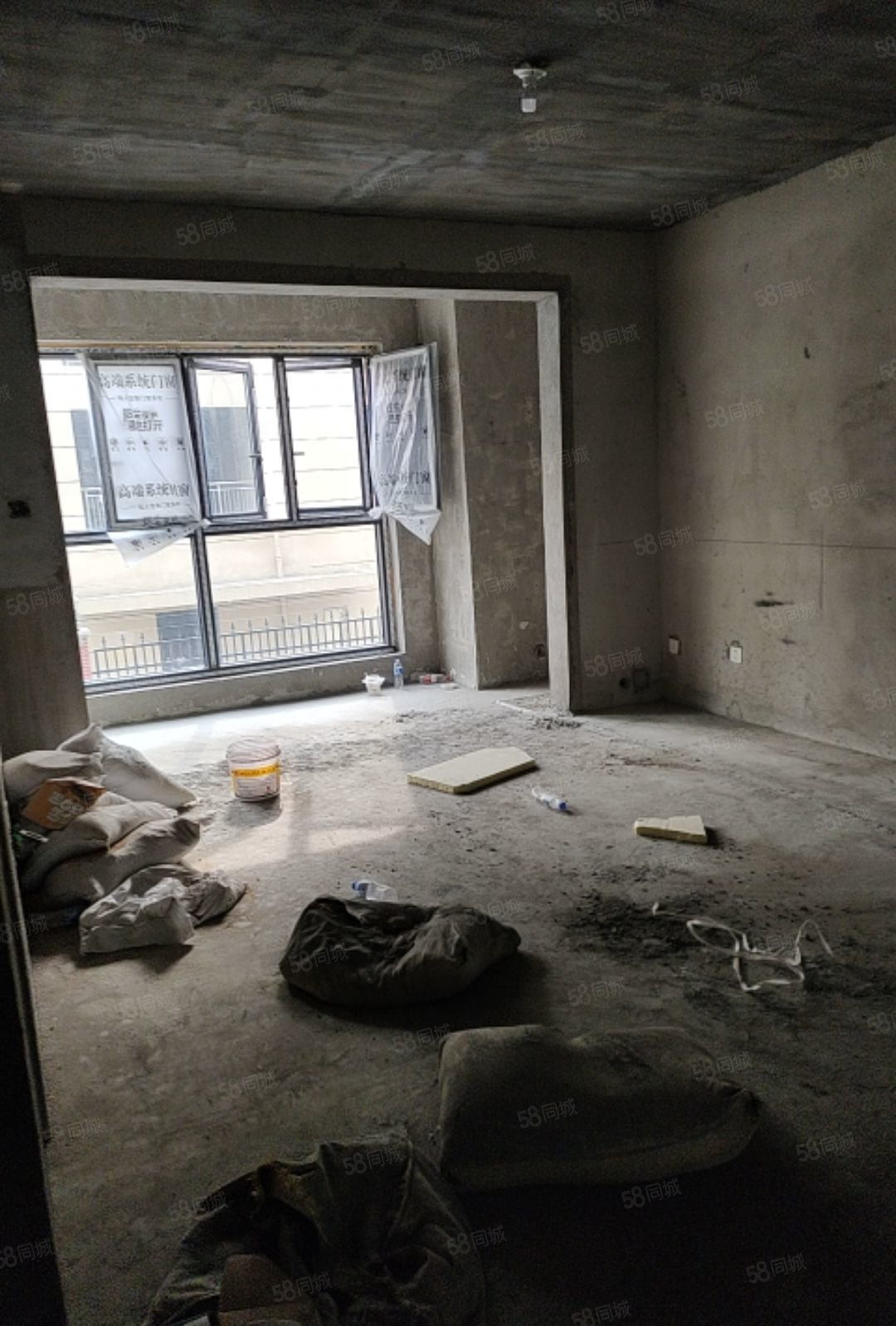 建投金桂湾3室2厅2卫123㎡南68万