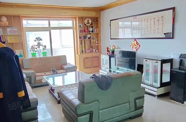 花苑小区(会宁)3室2厅129.33㎡62万二手房图片