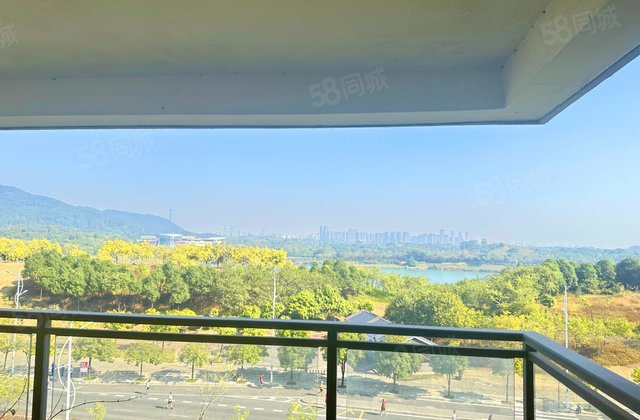 光明澜湾九里(二期)4室2厅189.35㎡242万二手房图片