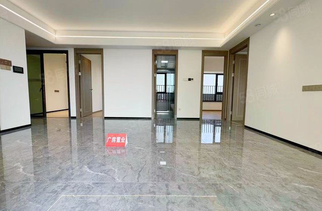 保利珑玥公馆3室2厅70㎡80万二手房图片