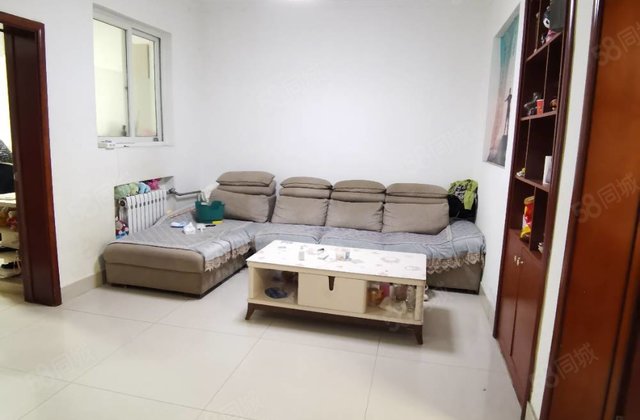 水城中学对过 四建家属院东昌中学附近 一楼带院