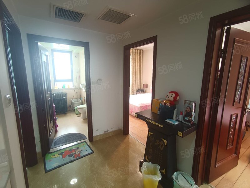 东环鑫域国际电梯房大四居落地窗三阳台南北通透全阳面连城别苑