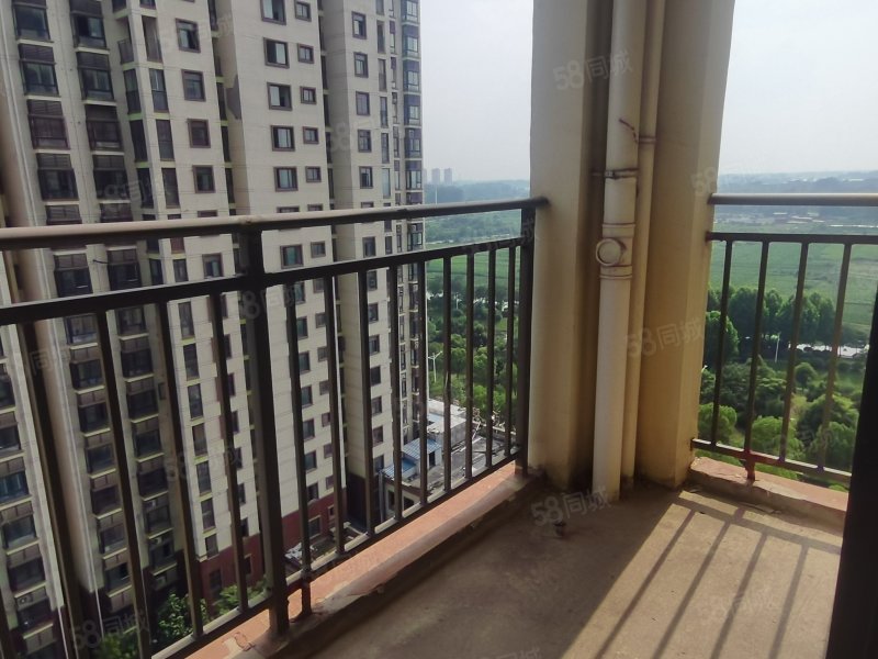 阳光华府2室2厅2卫99㎡南北37万