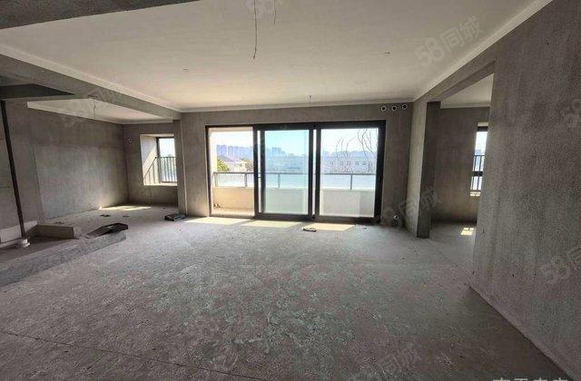 雅戈尔新长岛4室2厅127㎡320万二手房图片