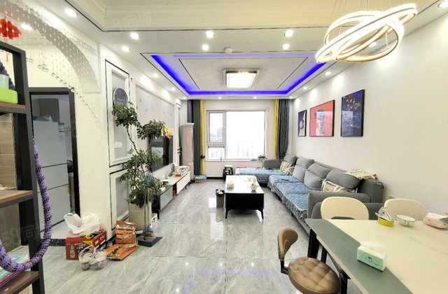 昌润莲城瑞荷园精装三室两卫 有储藏室 南北通透 楼层好