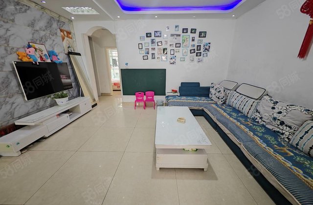 万达旁  五中 多层洋房二楼  免大税精装