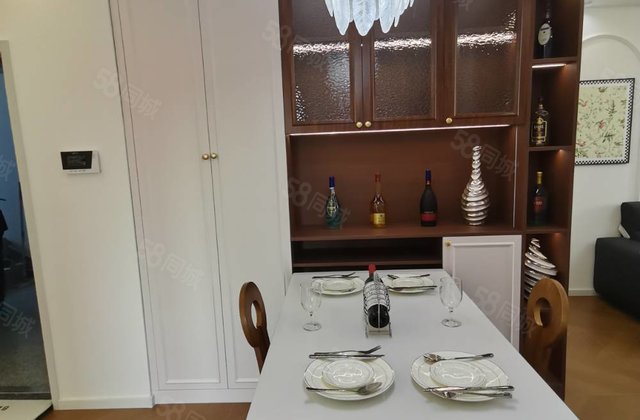 联盟华庭住宅小区2室2厅104㎡44.5万二手房图片