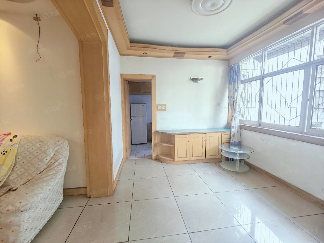 六堰山二区3室2厅2卫135㎡南北46.8万