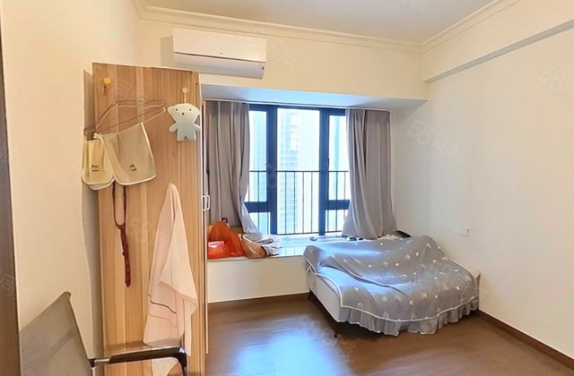 广佛里智慧慢城4室2厅136.13㎡140万二手房图片