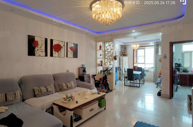 月亮湾B区带车位 阳光       妇幼保健院 电梯房精装修