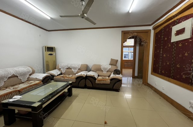 老文轩，外国语北邻，停车方便，小区整洁