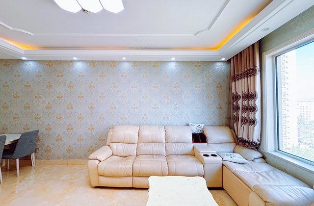 昌润莲城瑞荷园 精装电梯房 带车位储藏室 免大税