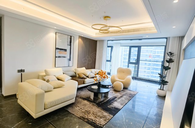 绿地麓云国际5室2厅184.47㎡251.8万二手房图片