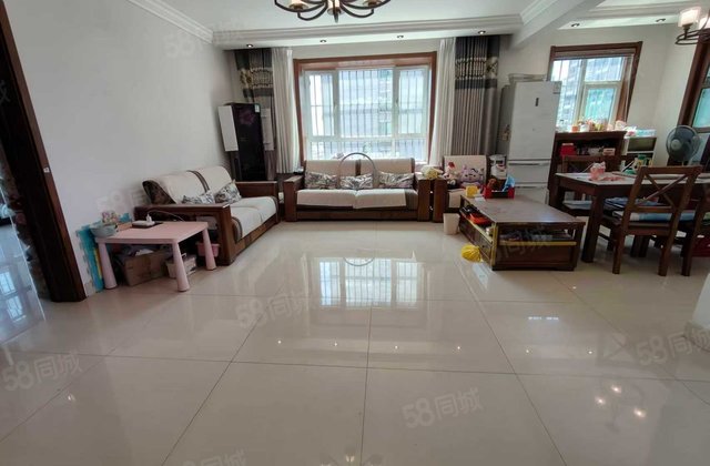 颐馨园二期 次新房 装修好 满二 交通便捷 南北通透