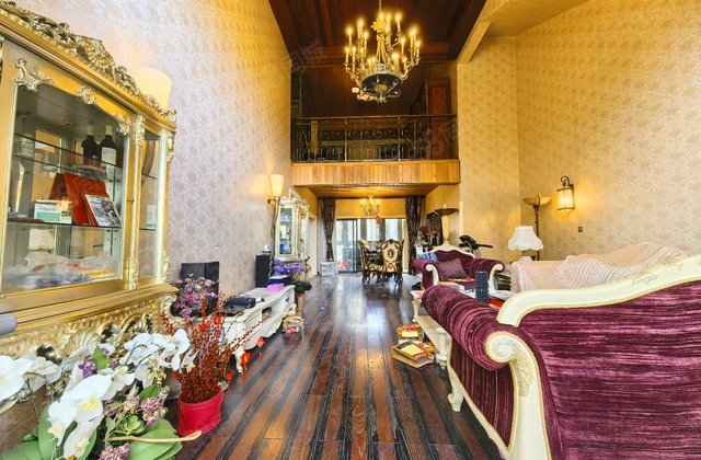 华侨城东岸西区5室2厅281.19㎡618万二手房图片