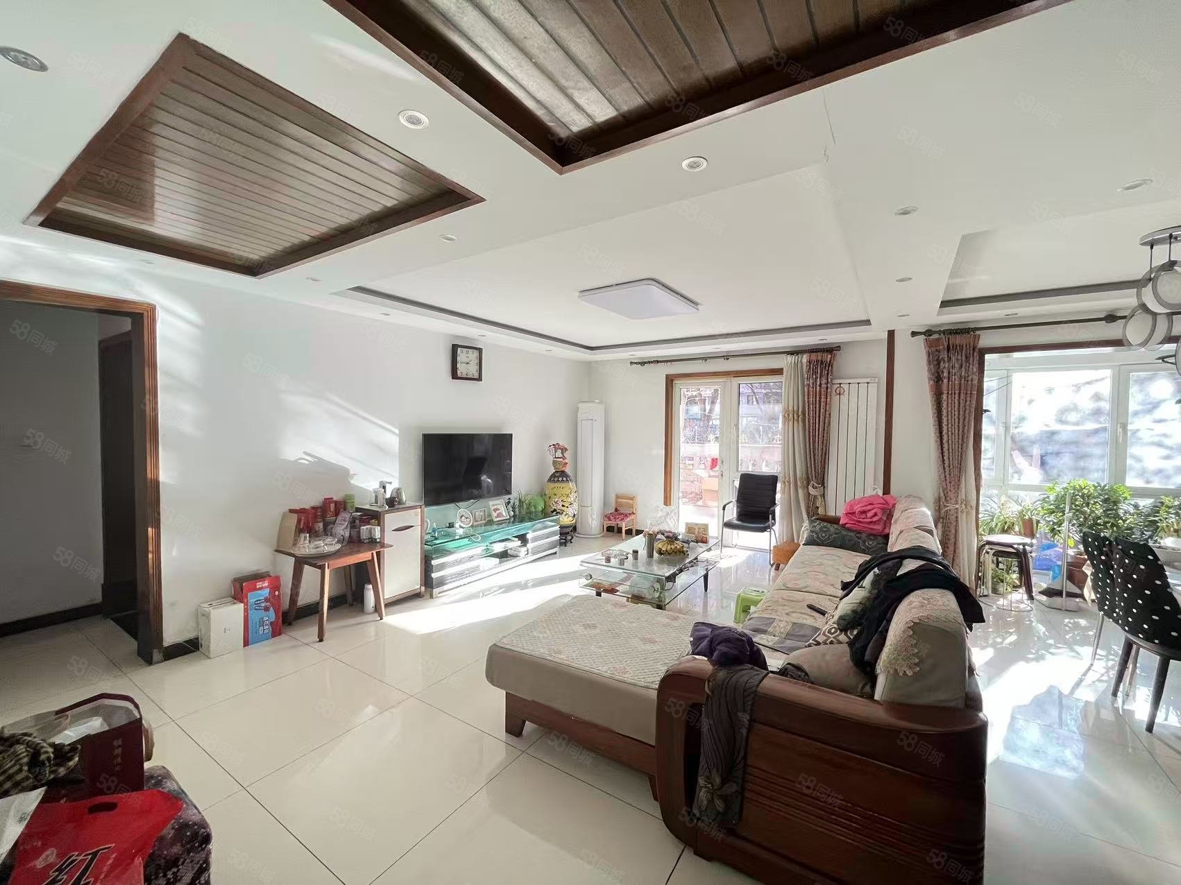 萬科四季花城3室2廳1衛(wèi)115.73㎡南北495萬