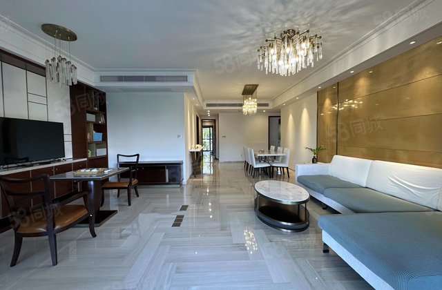 复地鹿岛3室2厅169.43㎡700万二手房图片