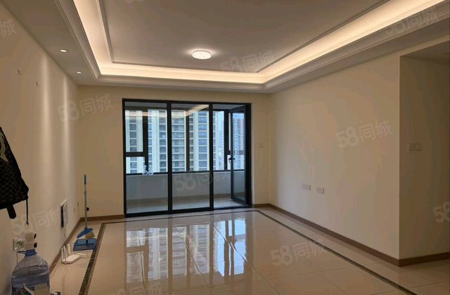 急售！边户新房未住双卫！南北通透中间楼层，实验东昌，百合新城