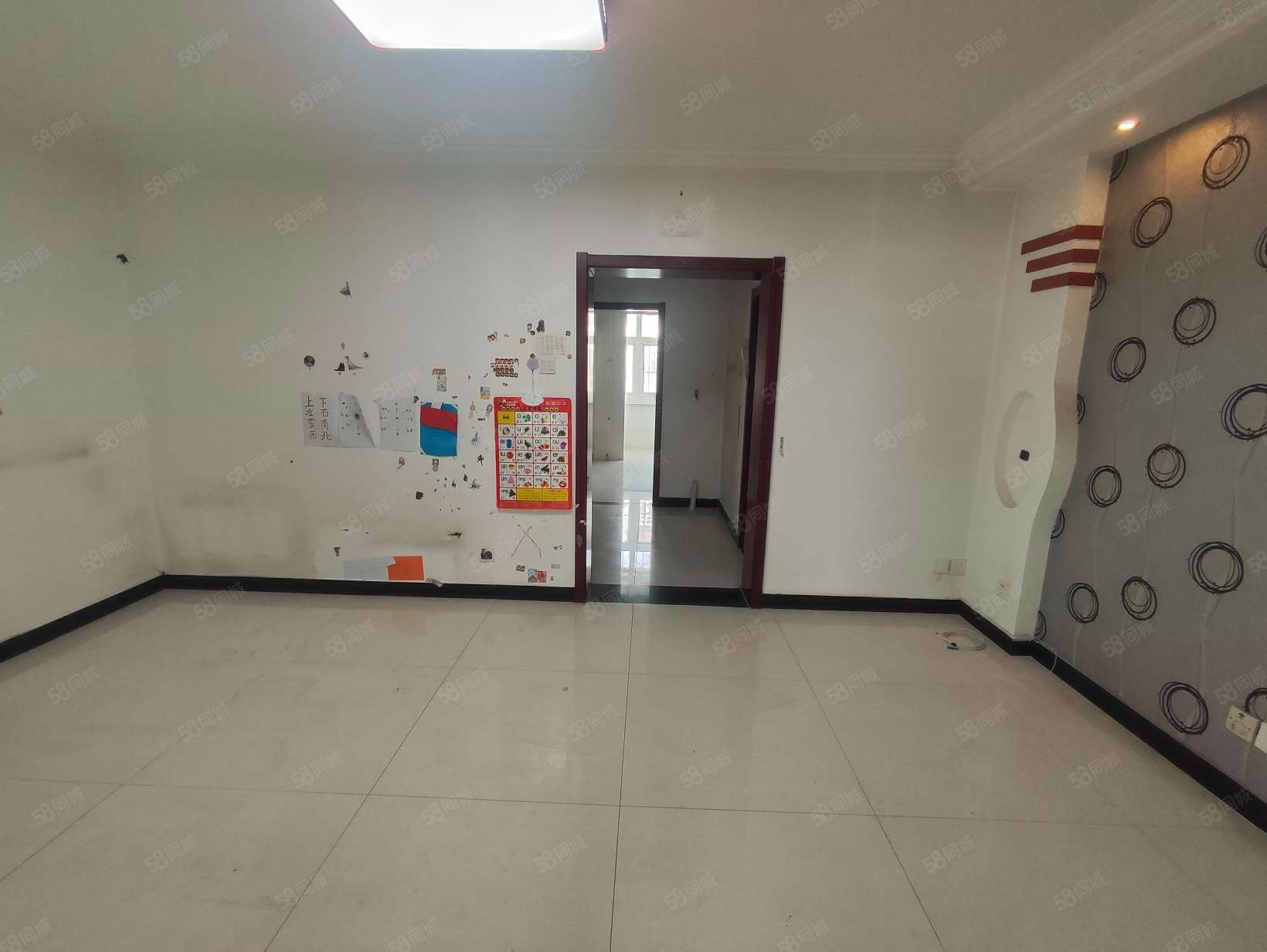 于家園二區(qū)(北院)1室2廳1衛(wèi)73.1㎡南北163萬