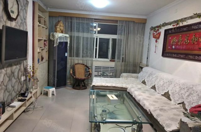 东苑小区(健康南路)3室2厅1卫高层,精装修送家具