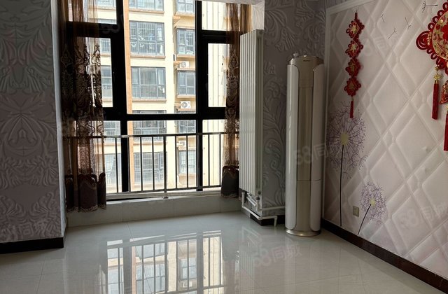 诸葛华府小区3室2厅120㎡56万二手房图片