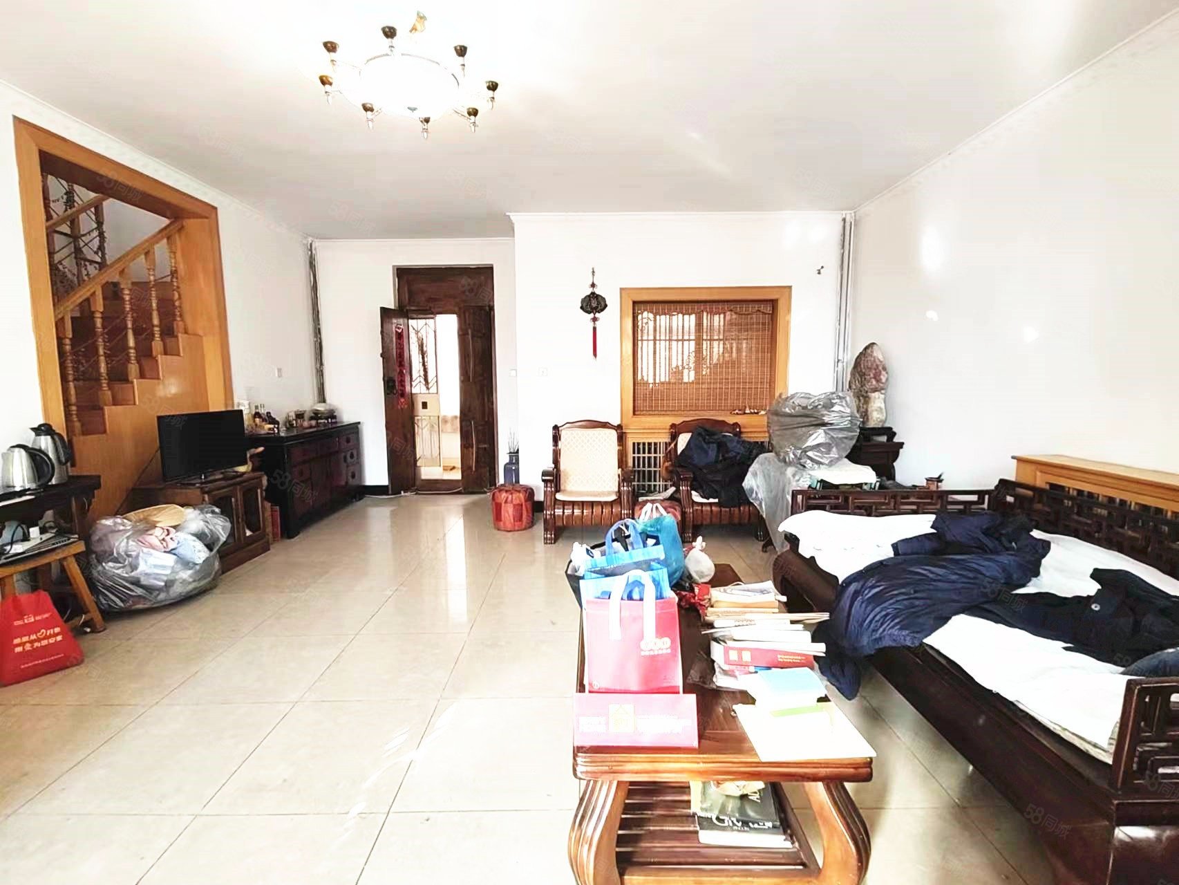 農(nóng)夫家園6室1廳2衛(wèi)194.77㎡南北450萬